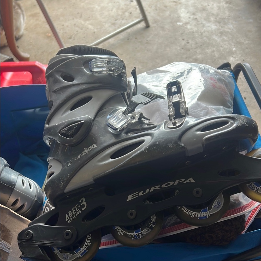 Europa Inline Skates - Black